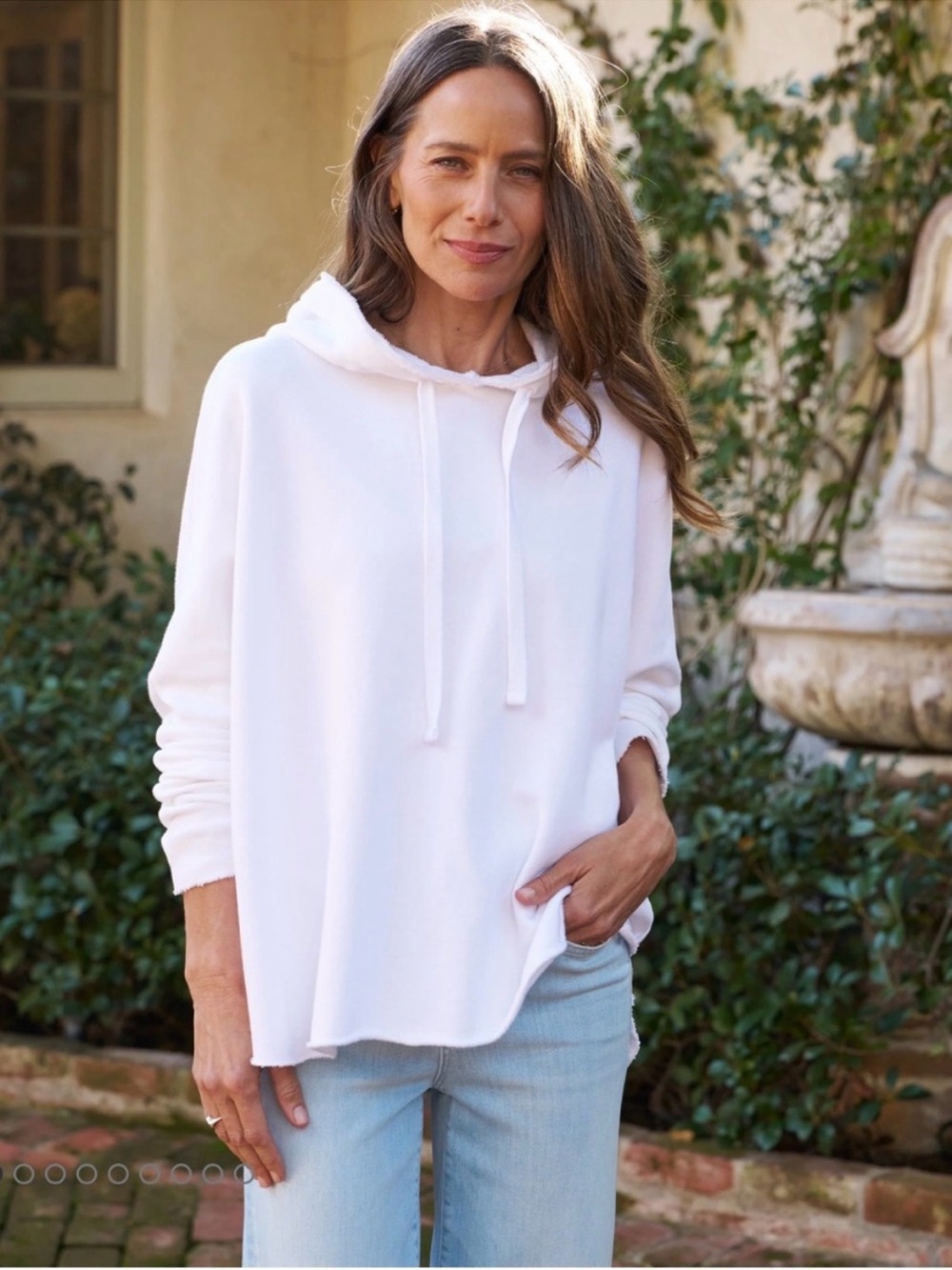 NWOT Flaw Frank & Eileen Kane Triple Fleece Capelet Hoodie in White Sz S
